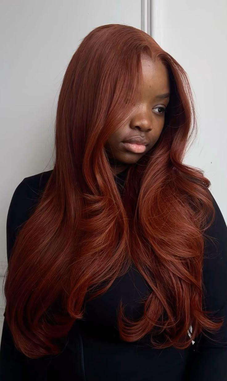 Perruque SHANISSE – Cuivrée  – 24 Pouces – Lace Frontal 13x4